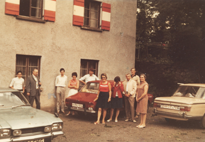 Familie Scheyer mit Pensionsurlaubern 1970